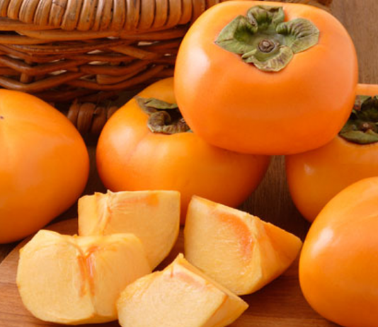 この時期にしか食べられない旬のフルーツ=柿には嬉しいことがたくさんあるんです⭐️